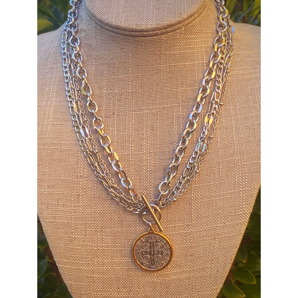 MULTI CHAIN NECKLACE