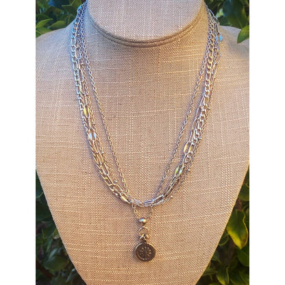 MULTI CHAIN NECKLACE